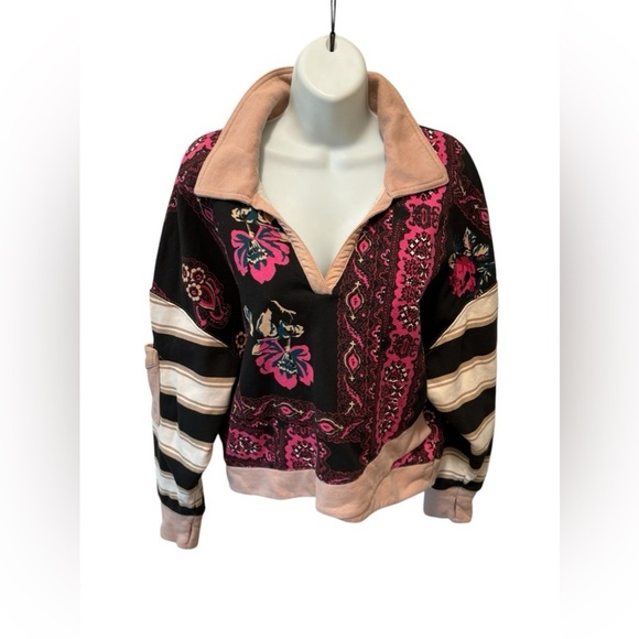FP Movement Overlapped Floral Printed Sweat Shirt Sz M French Terry Black/Pink - Picture 1 of 2